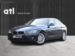 BMW 3-serie - 320i Corporate Lease High Executive Automaat, Head up display, LED, Sportstoelen, Surround