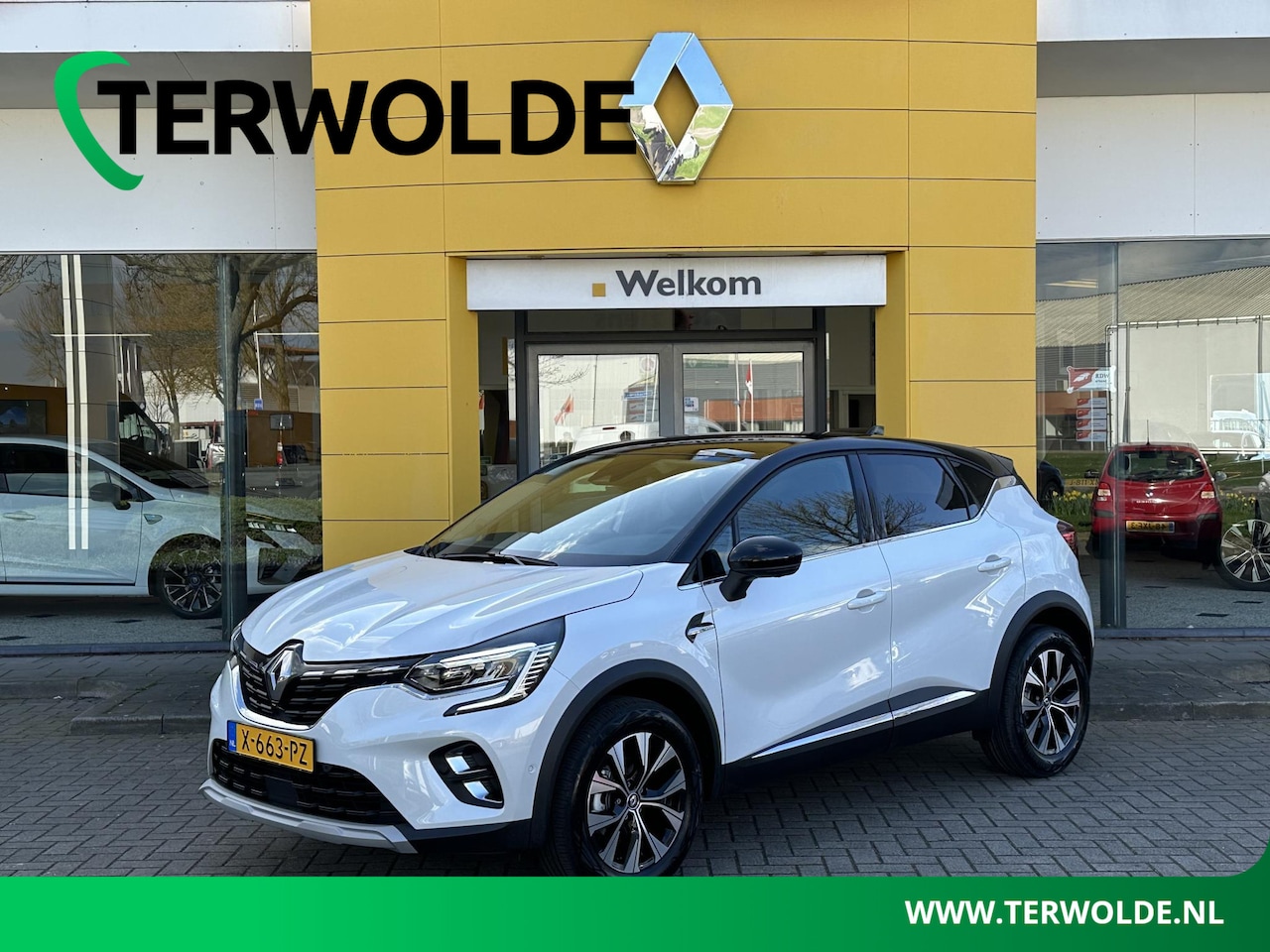 Renault Captur - 1.0 TCe 90 techno | Groot Navi | 360 Camera | - AutoWereld.nl