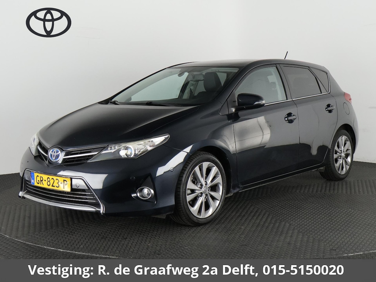 Toyota Auris - 1.8 Hybrid Executive | Navigatie | Stoelverwarming | Parkeersensoren | - AutoWereld.nl