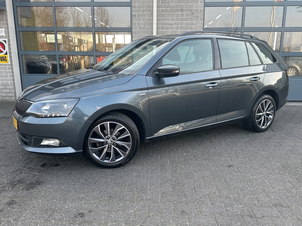 Skoda Fabia Combi - 1.2 TSI Drive | CLIMA | NAVI | - AutoWereld.nl