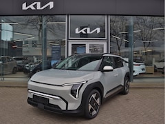 Kia EV3 - Plus Advanced 81.4 kWh Navi+BT+Cam Stoel+Stuurverw. Leder LED 19''LMV 10 jr. Garantie