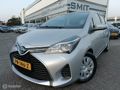 Toyota Yaris - 1.5 Hybrid Aspiration Aut/Camera/Ecc