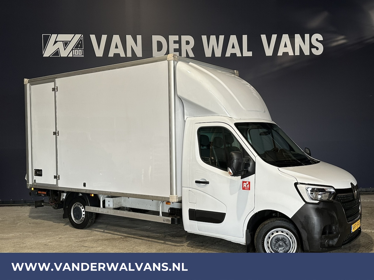 Renault Master - 2.3 dCi 145pk Bakwagen 233cm Hoog Laadklep Zijdeur Euro6 Airco | Lat om Lat betimmering Cr - AutoWereld.nl