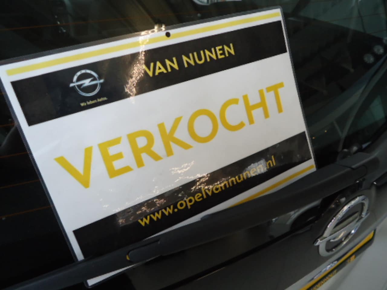 Opel Vivaro - 2.0 Diesel 122pk L2-H1 3Pers||Trekhaak||PDC||Navi||Rijklaar|| - AutoWereld.nl