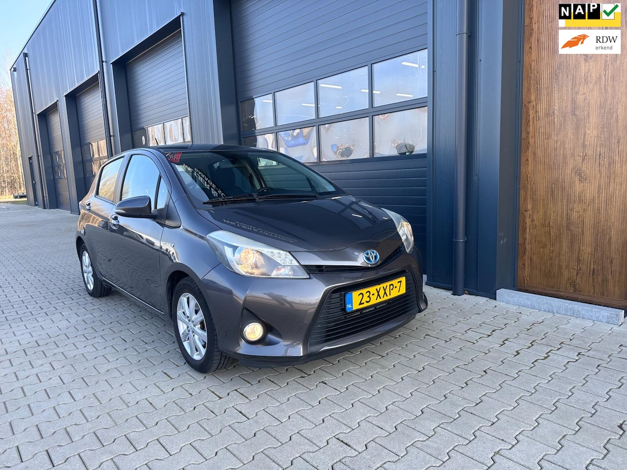 Toyota Yaris - 1.5 Full Hybrid Aspiration 1.5 Full Hybrid Aspiration - AutoWereld.nl