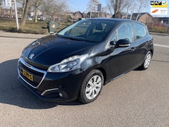 Peugeot 208 - 1.2 PureTech Blue Lion / airco / cruise.control / navigatie / pdc / bluetooth / elek.pakke