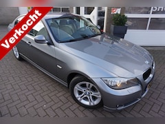 BMW 3-serie - 318i Luxury Line Automaat