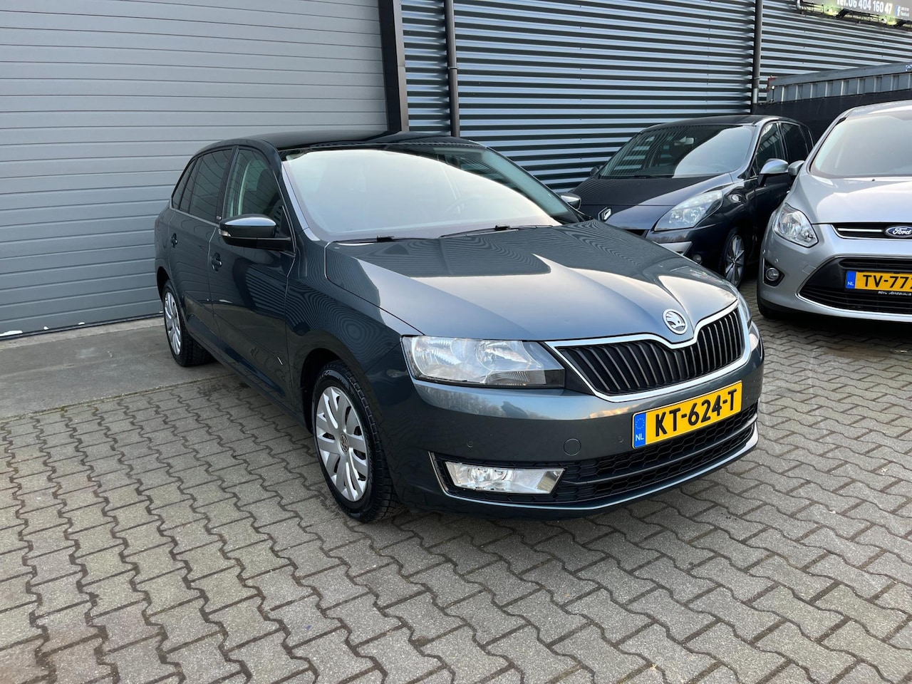 Skoda Rapid Spaceback - 1.2 TSI Greentech JOY PANO/CAMERA/STOELVERWARMING/APPLE CARPLAY - AutoWereld.nl