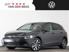 Volkswagen Golf - Style 1.4 eHybrid 204 PK | LED IQ | Trekhaak | Stoel &Stuurwielverwarming | Navigatie |