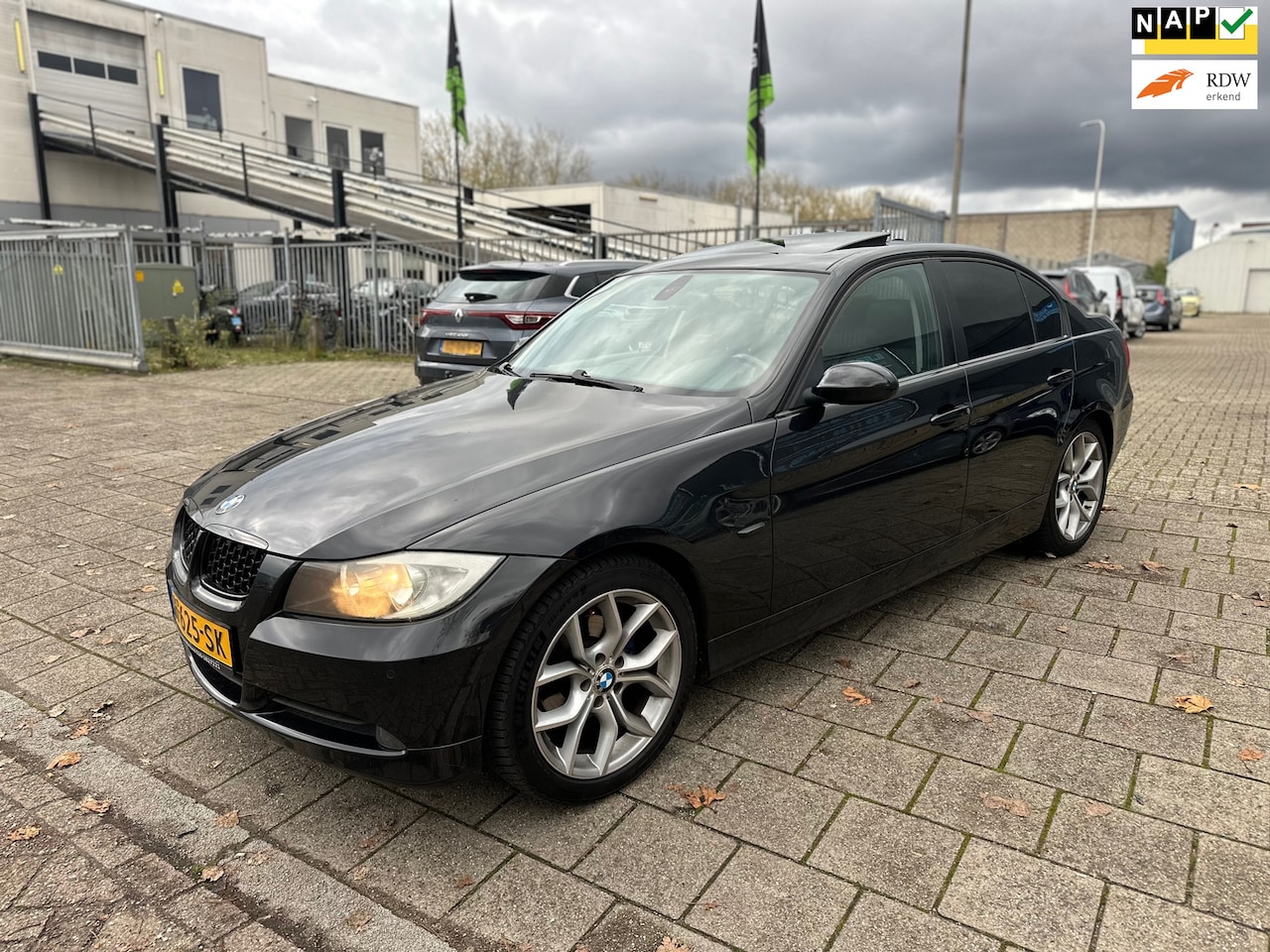 BMW 3-serie - 320i | AUTOMAAT | VOLL LEER | NAVI - AutoWereld.nl