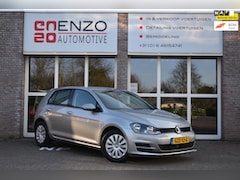 Volkswagen Golf - 1.2 TSI 1e eigenaar Weinig kms Carpass Parksens Airco Navi