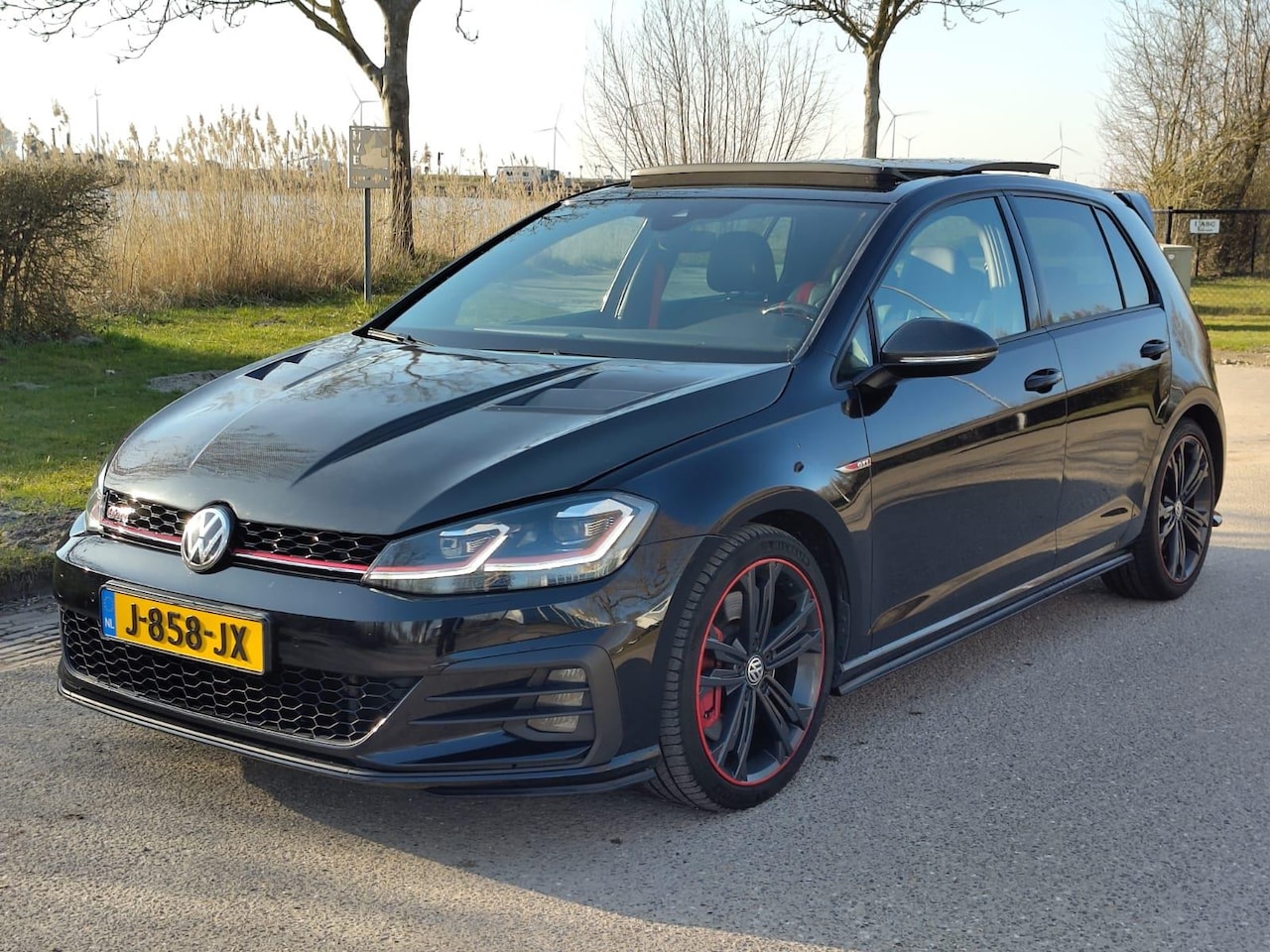 Volkswagen Golf - 2.0 TSI GTI Performance - DSG - Dynaudio - AutoWereld.nl