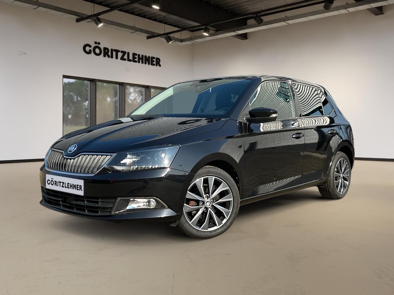 Skoda Fabia - 1.2 TSI Style | Sportstoelen | Navi | Keyless | PDC | 16" | DAB - AutoWereld.nl