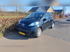 Peugeot 107 - 1.0-12V Accent BJ 2012