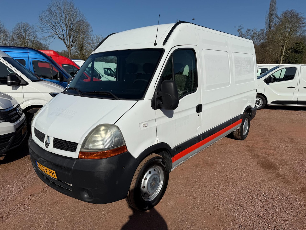 Renault Master - T35 3.0 dCi L2H2 Geen APK - AutoWereld.nl