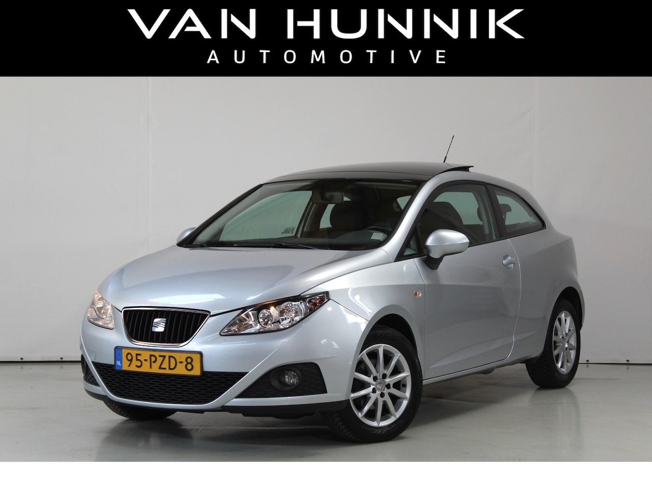 Seat Ibiza SC - 1.4 Style Airco | Cruise | Pano - AutoWereld.nl