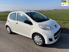 Peugeot 107 - 1.0-12V XR 71.000 nap