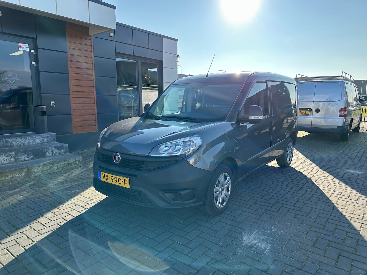 Fiat Doblò Cargo - 1.3 JTD 2016 Grijs Metallic Airco apk 7-2025 - AutoWereld.nl