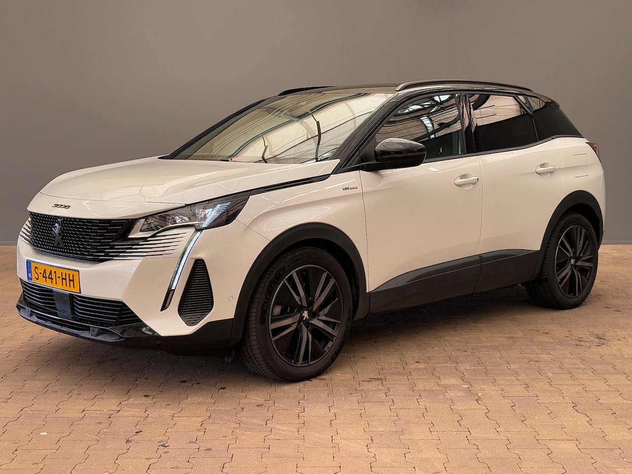 Peugeot 3008 - 1.6 HYbrid 225 GT Pack Business | Apple Carplay/Android Auto|telefoonintegratie premium | - AutoWereld.nl