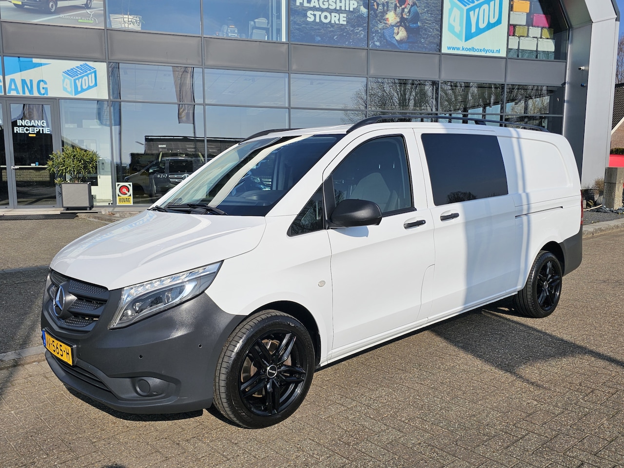 Mercedes-Benz Vito - 114 CDI Extra Lang Dubbel Cabine Automaat * LED * Camera * Eerste Eigenaar * NAP * * Schui - AutoWereld.nl