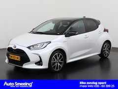 Toyota Yaris - 1.5 Hybrid Executive Bi Tone | Head up | JBL | Camera | Adaptief Cruise | Zondag Open