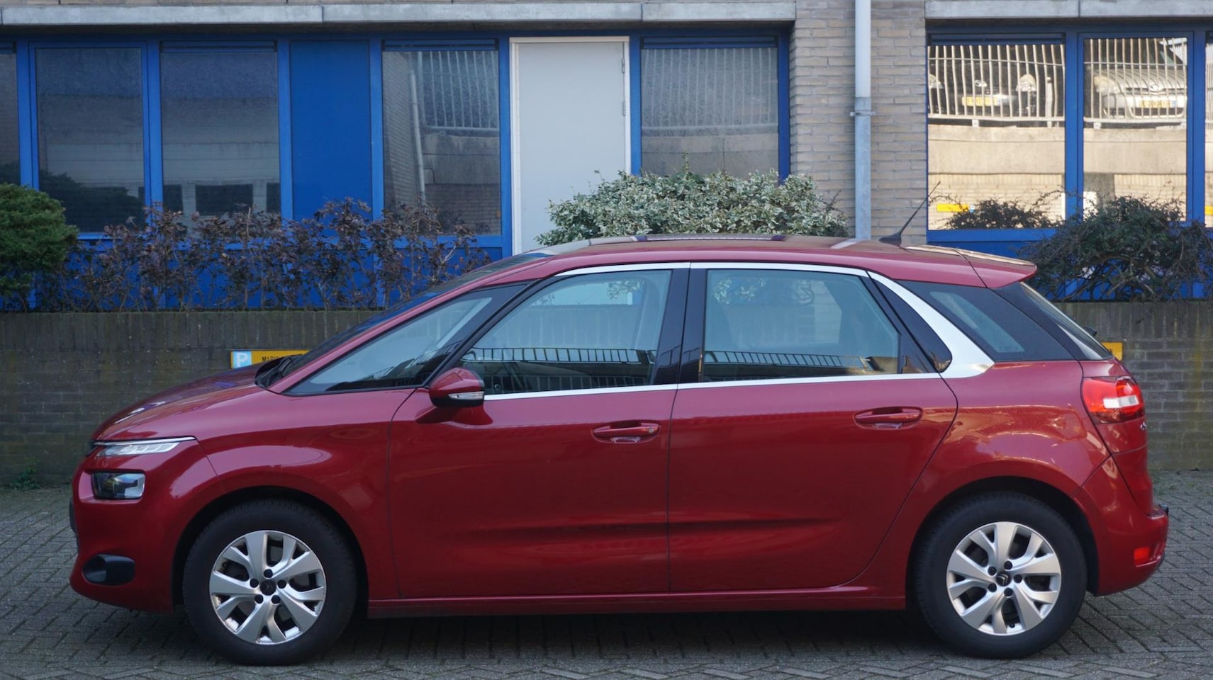 Citroën C4 Picasso - 1.6 e-THP Intensive Automaat - AutoWereld.nl