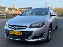 Opel Astra Sports Tourer - 1.7 CDTi Business +