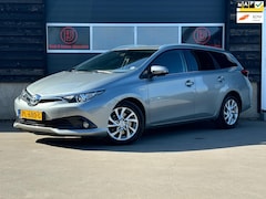 Toyota Auris Touring Sports - 1.8 Hybrid Dynamic Go - NAVI - Automaat