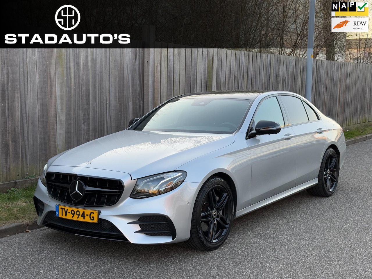 Mercedes-Benz E-klasse - 200 Prestige AMG|360 View|Carplay|Dealer onderhouden! - AutoWereld.nl