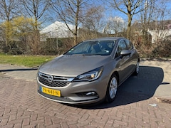 Opel Astra - 1.6 CDTI Online Edition