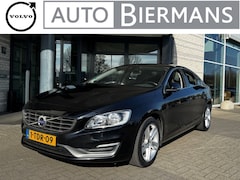 Volvo S60 - 1.6 T3 150Pk Momentum | Dealerond. | Trekh. | Neerklapb.achterb. | Nw. Distrib.riem