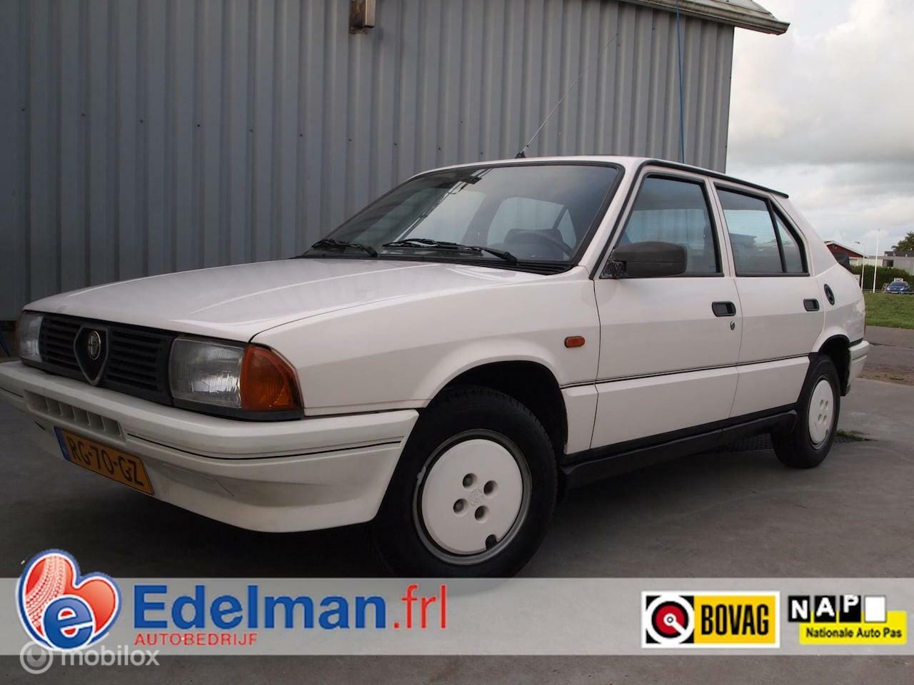 Alfa Romeo 33 - (905) 1.3 Milano (APK 08-2025) (pre-facelift, origineel nl auto ) - AutoWereld.nl