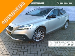 Volvo V40 Cross Country - 1.5 T3 Polar+ Luxury | Navi | Lederen Bekleding | Panoramadak | Stoelverwarming | Getint G