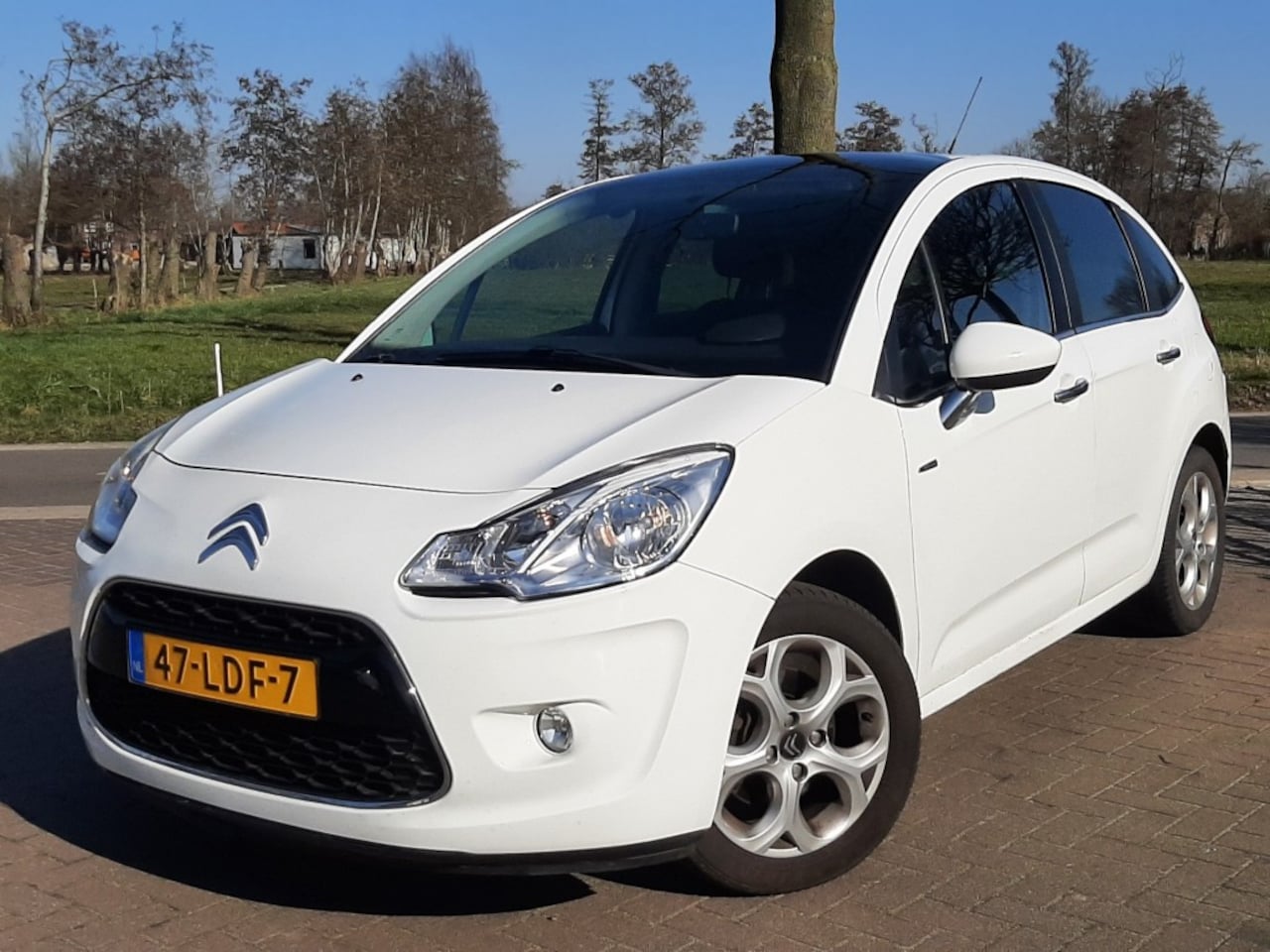 Citroën C3 - 1.6 120pk Airco Cruise-control Afneembare-Trekhaak - AutoWereld.nl