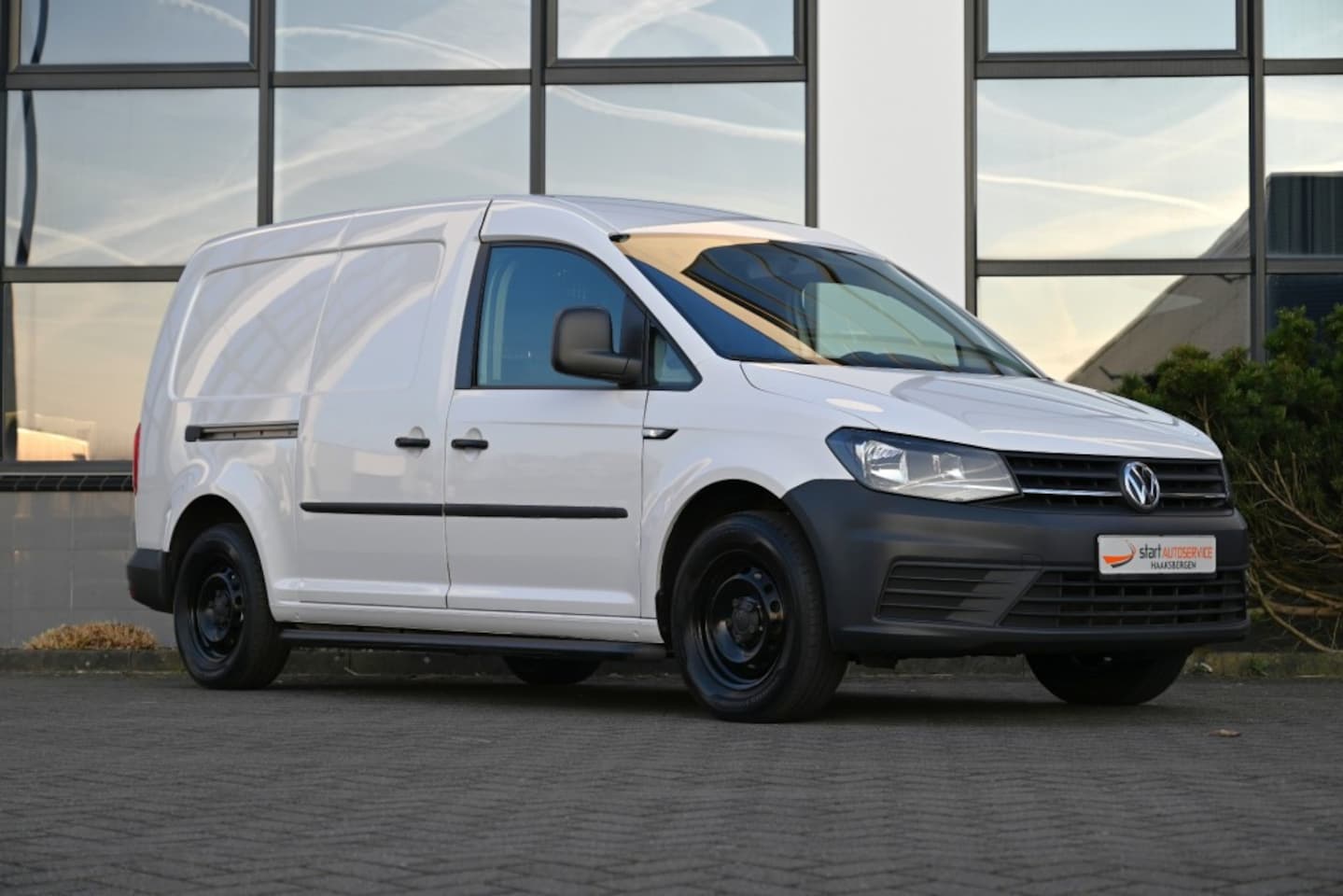 Volkswagen Caddy Maxi - L2H1 2.0 TDI  140 PK  Hout  EURO6 - AutoWereld.nl