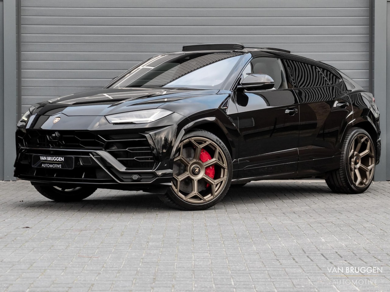 Lamborghini Urus - 4.0 V8 Pano 23" B&O-Advanced Trekhaak Alcantara Massage - AutoWereld.nl