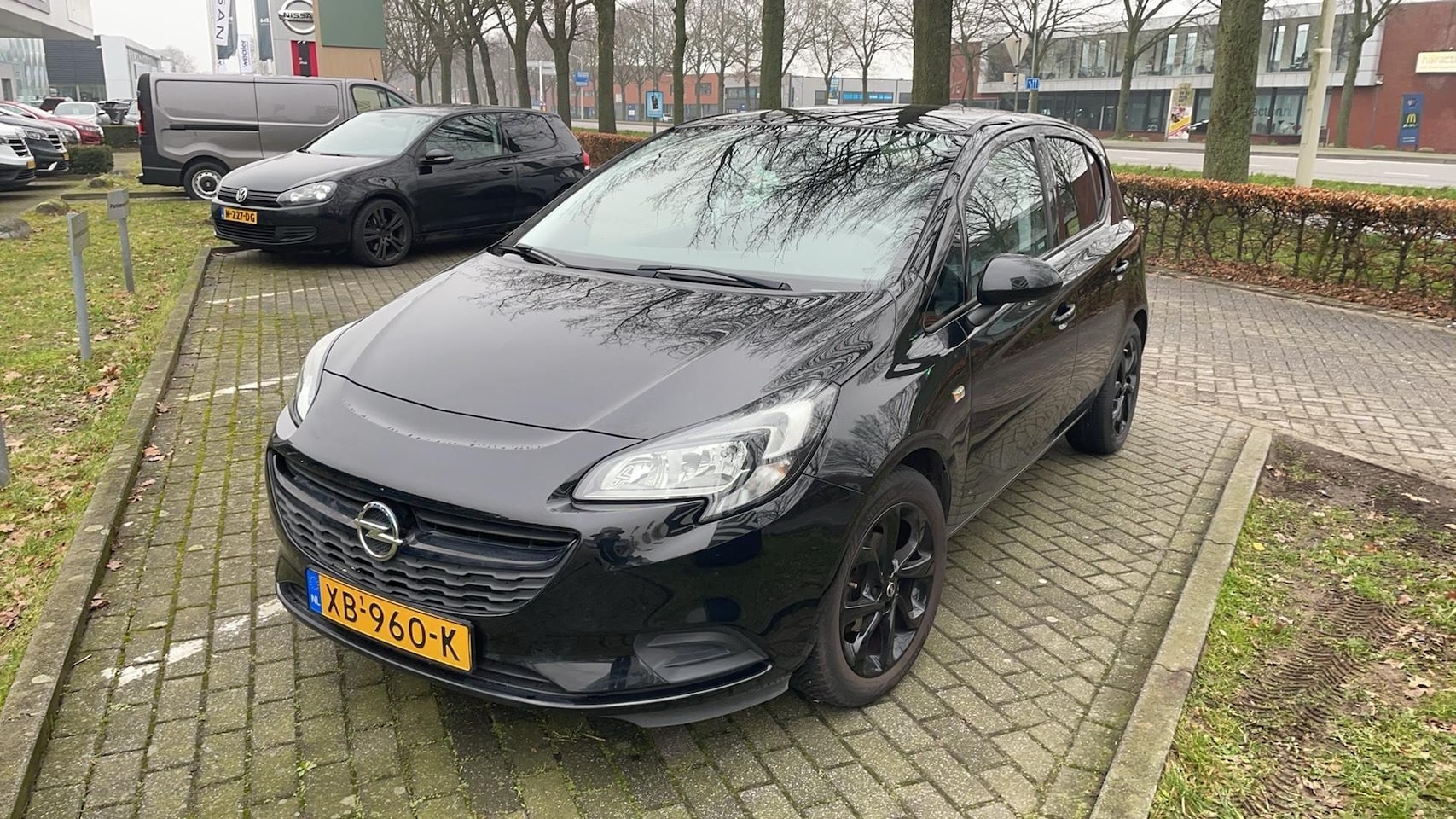 Opel Corsa - 1.4 Black Edition 1.4 Black Edition - AutoWereld.nl