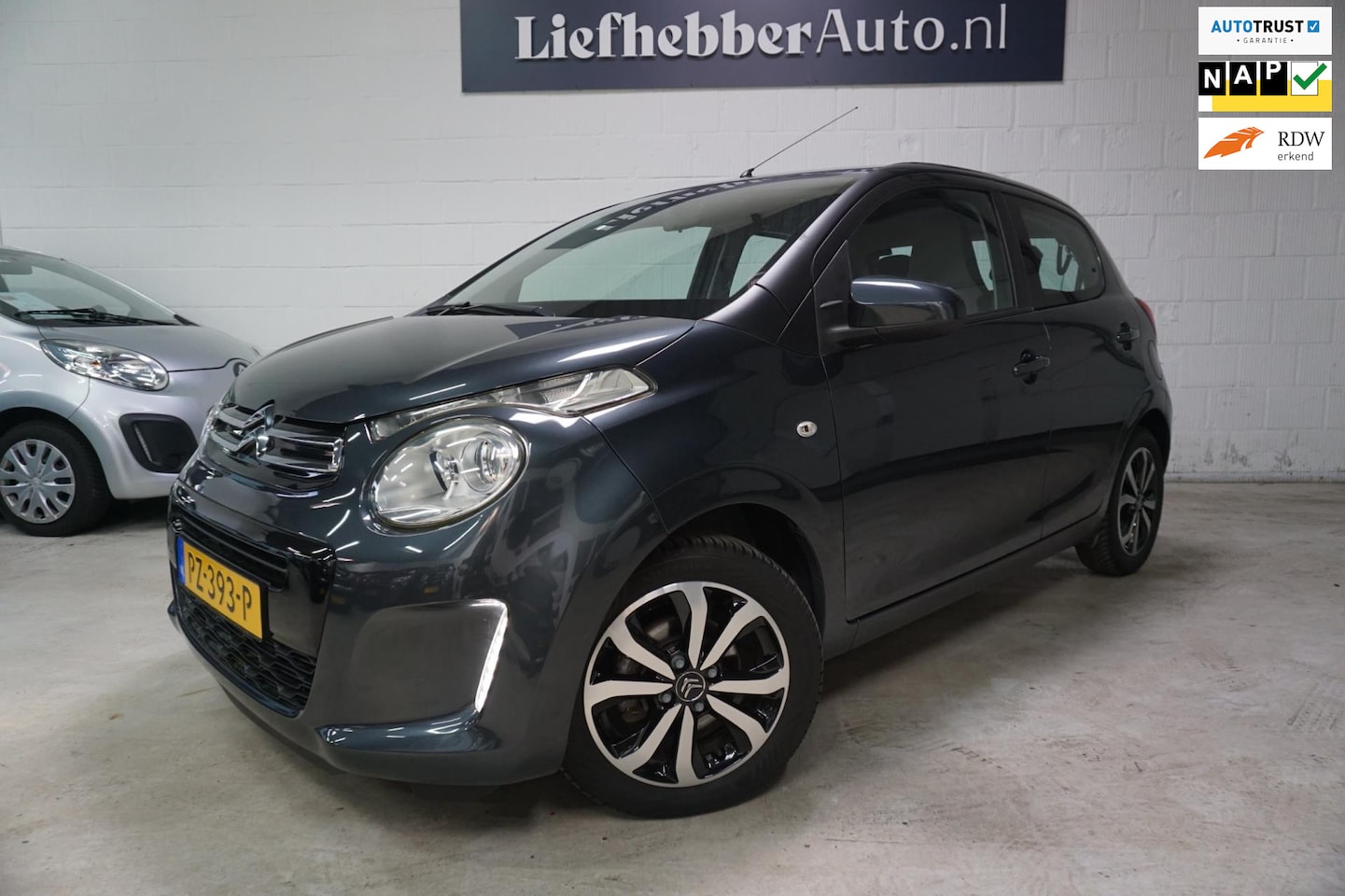 Citroën C1 - 1.0 VTi Shine / Automaat / Camera / 11.337 km NAP ! - AutoWereld.nl