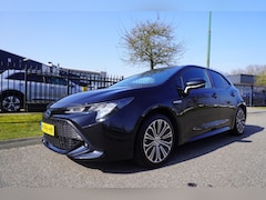 Toyota Corolla - 2.0 Hybrid 184pk CVT Business Plus Parkeer Camera Xenon Multi Media