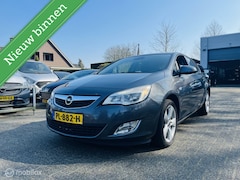 Opel Astra - 1.4 Edition Sport 5 deurs Audio / LM / PDC