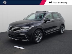 Volkswagen Tiguan - 1.5 TSI 150PK R-Line DSG automaat · Panoramadak · Camera · Trekhaak · Stoel-& stuurverwarm