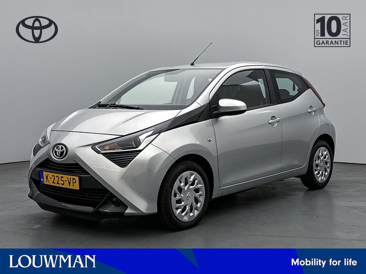 Toyota Aygo - 1.0 VVT-i x-play | 1e Eigenaar | BTW | Camera | Airco | Apple Carplay/Android Auto | - AutoWereld.nl