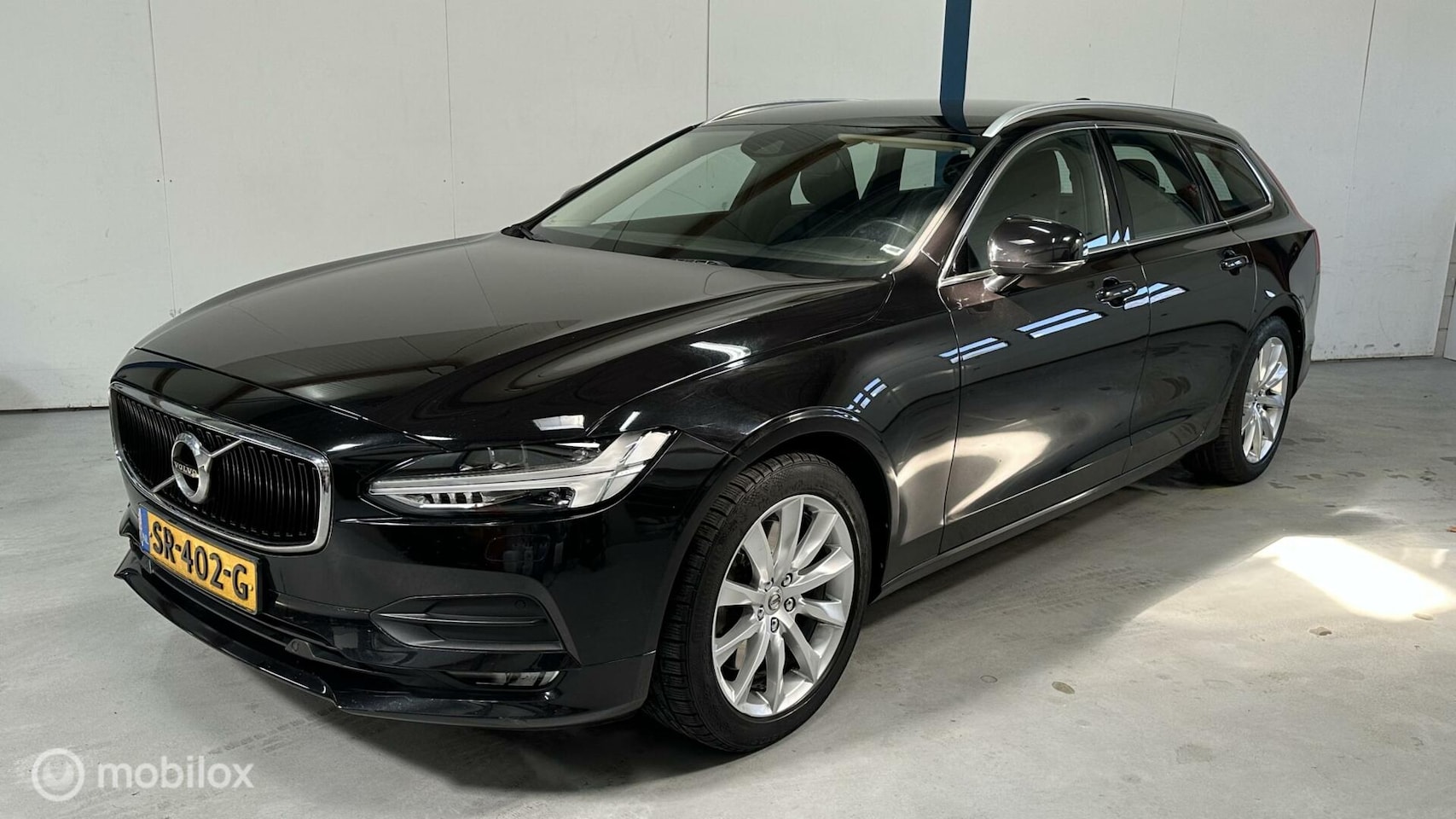 Volvo V90 - 2.0 T4 Momentum NL-AUTO / DEALER HISTORIE - AutoWereld.nl