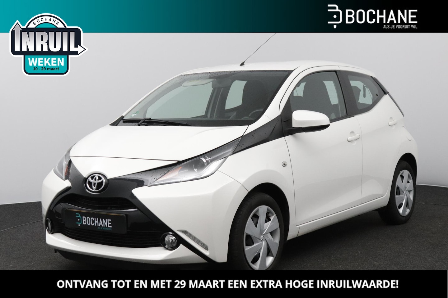 Toyota Aygo - 1.0 VVT-i X-Shift x-play | 5-Deurs | Navigatie - AutoWereld.nl