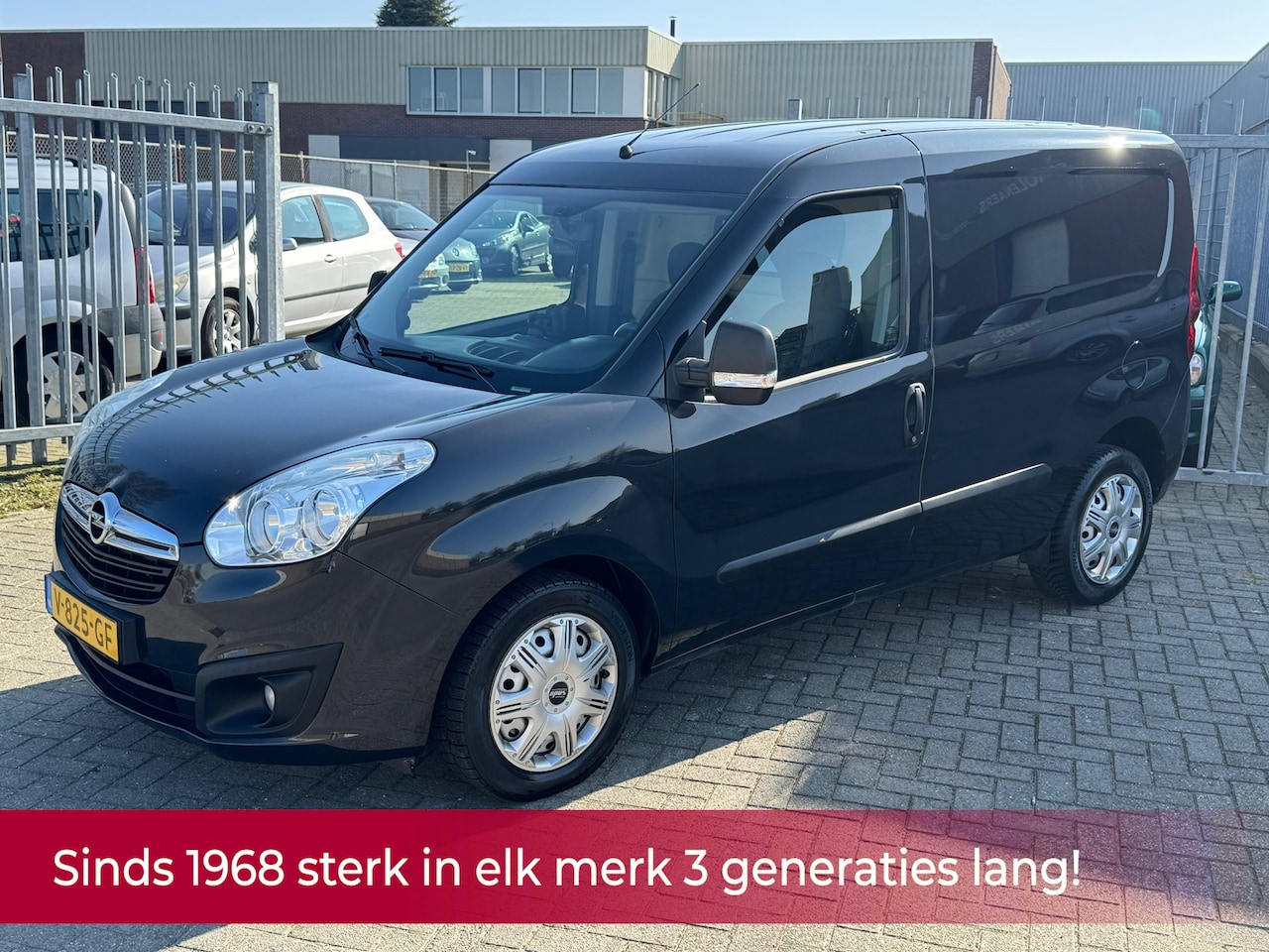 Opel Combo - 1.6 CDTi L1H1 Sport 105PK! 1e eigenaar l NL AUTO NAP! Navi l Cruise l Stoelverwarming l Ai - AutoWereld.nl