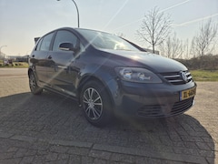 Volkswagen Golf Plus - 1.4 Trendline, 1 jaar apk Goed onderhouden