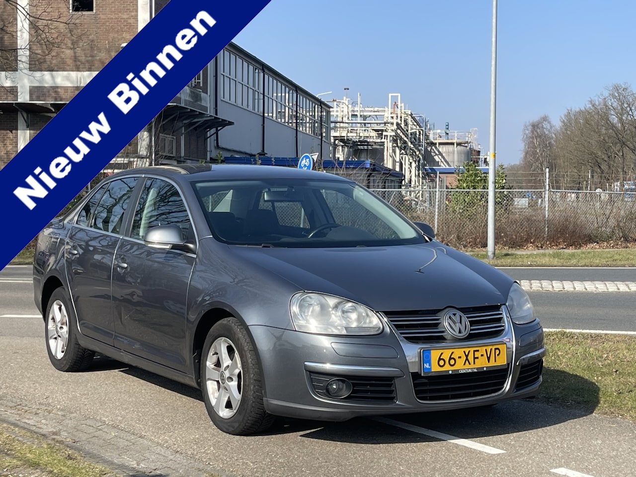 Volkswagen Jetta - 1.9 TDI Comfortline Business | Airco | Trekhaak | Navigatie - AutoWereld.nl