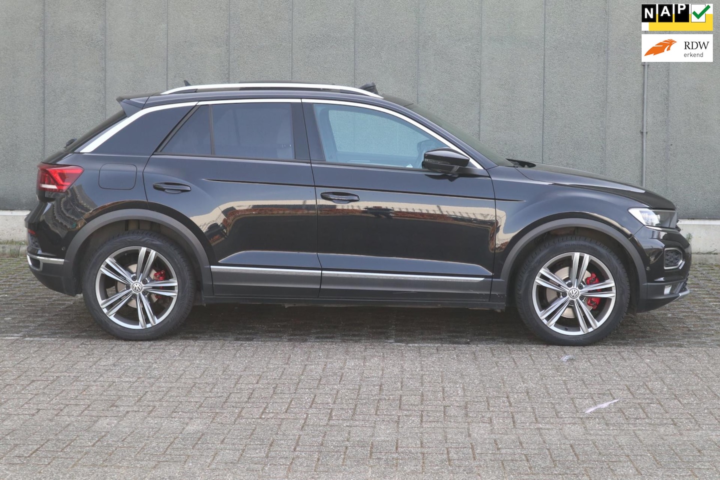 Volkswagen T-Roc - 2.0 TSI 4Motion Sport 2.0 TSI 4Motion Sport - AutoWereld.nl