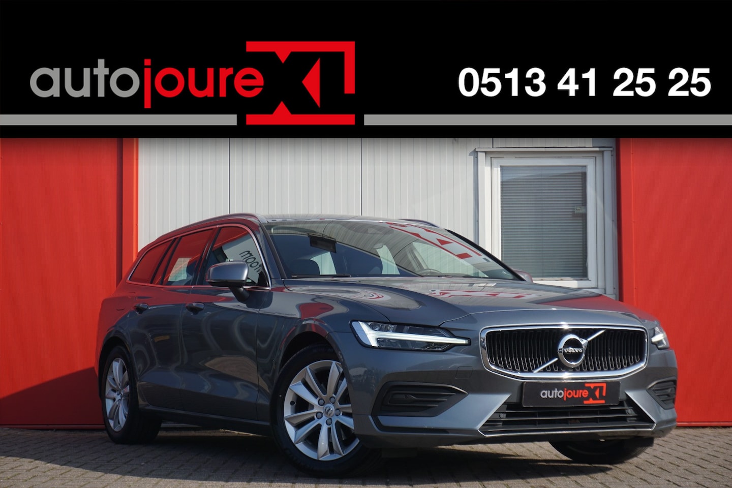 Volvo V60 - 2.0 D3 Inscription | Harman/Kardon | Camera | Trekhaak | Origineel NL | - AutoWereld.nl