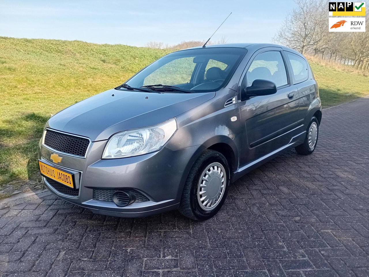 Chevrolet Aveo - 1.2i 16V L Airco 71.201 km Stuurbekrachtiging Nieuwe APK beurtje bij aflevering - AutoWereld.nl